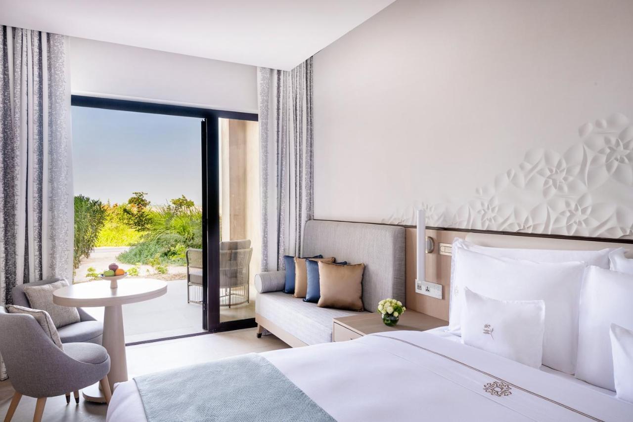 Zulal Wellness Resort By Chiva-Som Al Ruwais Buitenkant foto