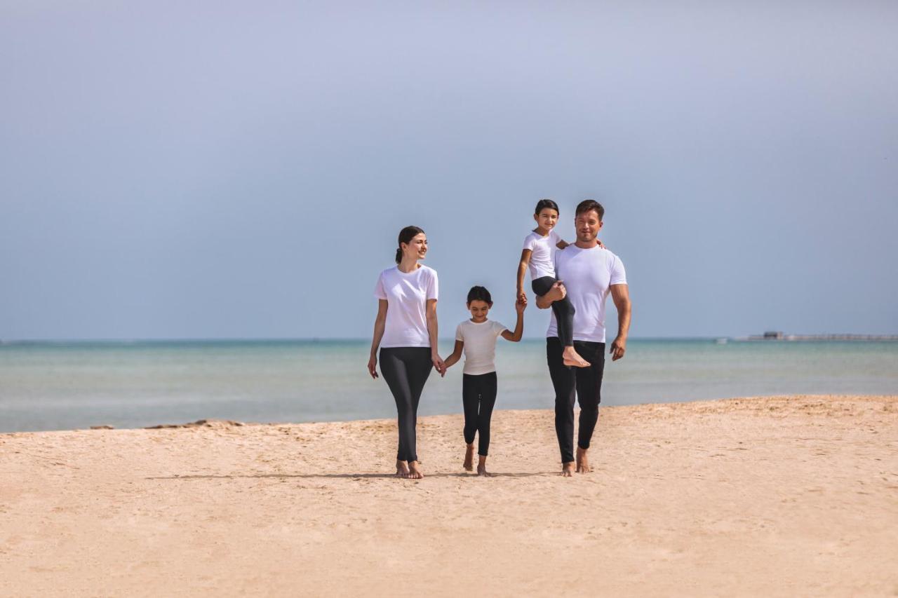 Zulal Wellness Resort By Chiva-Som Al Ruwais Buitenkant foto